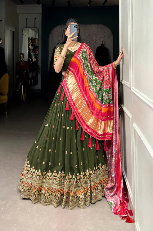 PREMIUM GEORGETTE WITH SEQUANCE AND THREAD EMBROIDERED WORK LEHENGA CHOLI WITH PURE GAJI SILK DUPATTA(WD104)