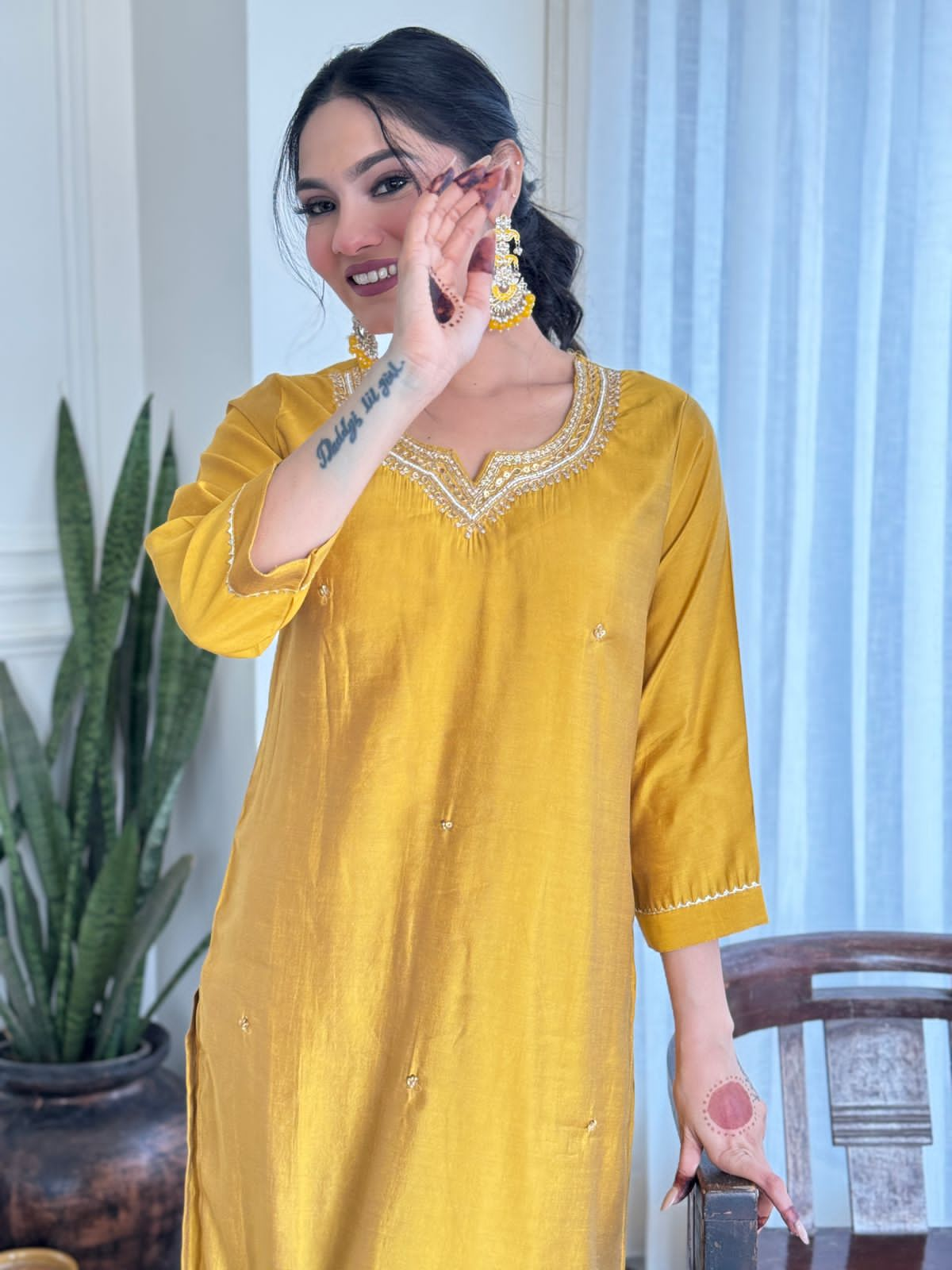 Our Exclusive Collection is here, to add a touch of tradition to your wardrobe SWRD305