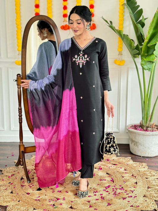 Our Exclusive Collection is here, to add a touch of tradition to your wardrobe SWRD314