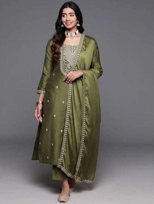 Simple yet elegant This is how we describe our latest launched dresses(NFRD414)