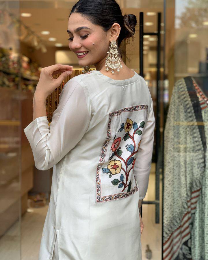 Our Exclusive Collection is here, to add a touch of tradition to your wardrobe (NFRD459)