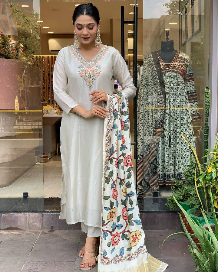 Our Exclusive Collection is here, to add a touch of tradition to your wardrobe (NFRD459)