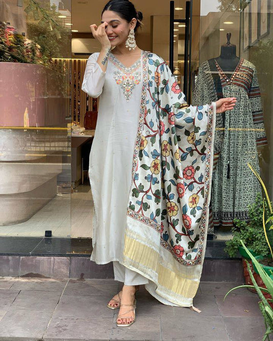 Our Exclusive Collection is here, to add a touch of tradition to your wardrobe (NFRD459)