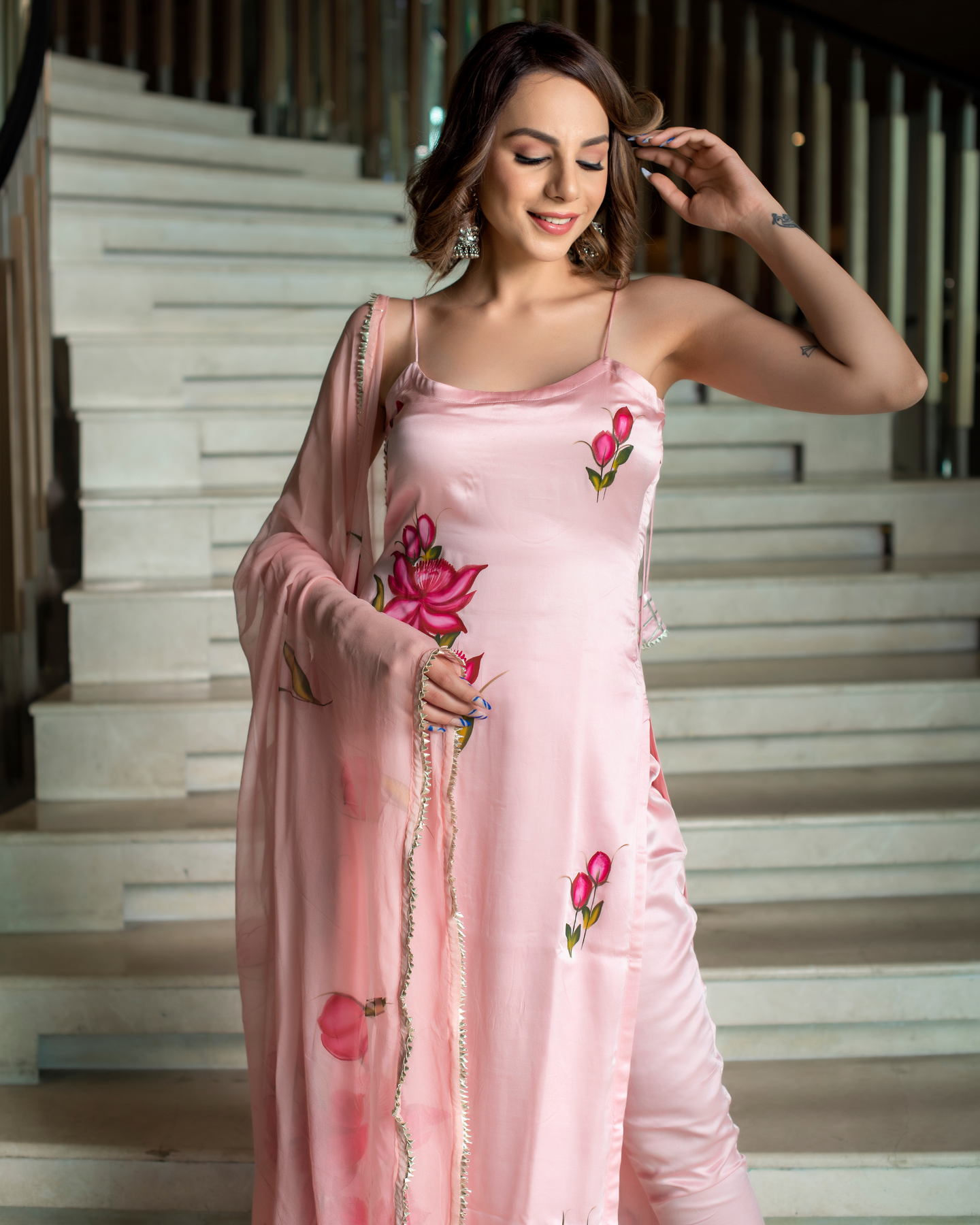 Kurta with hand with Embroidery work detailing on women's printed cotton kurta pant or dupatta set(NFRD464)