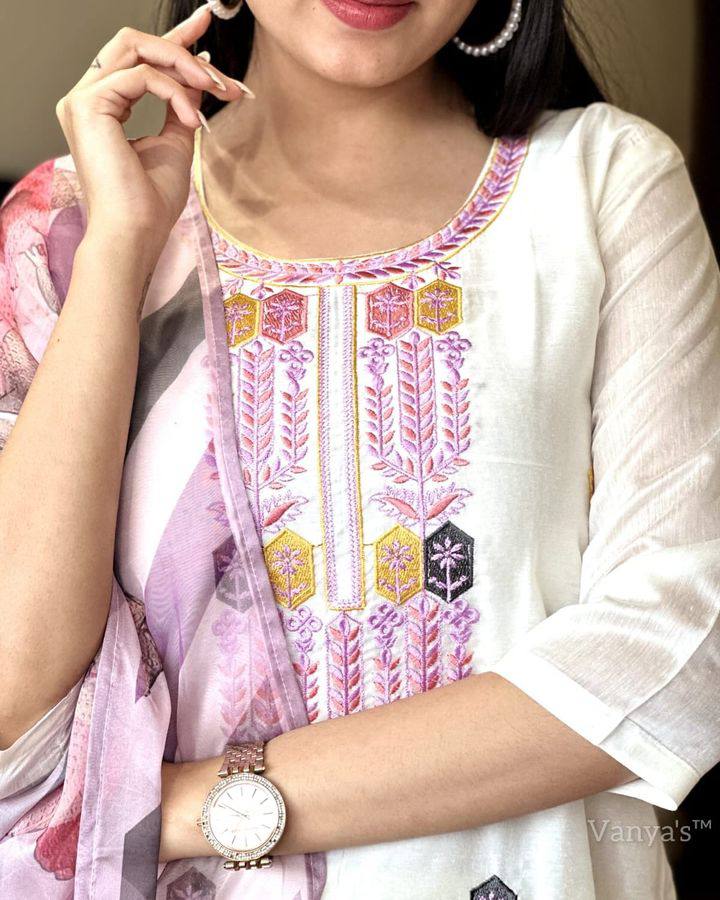 Kurta with hand with Embroidery work detailing on women's printed cotton kurta pant or dupatta set(NFRD466)