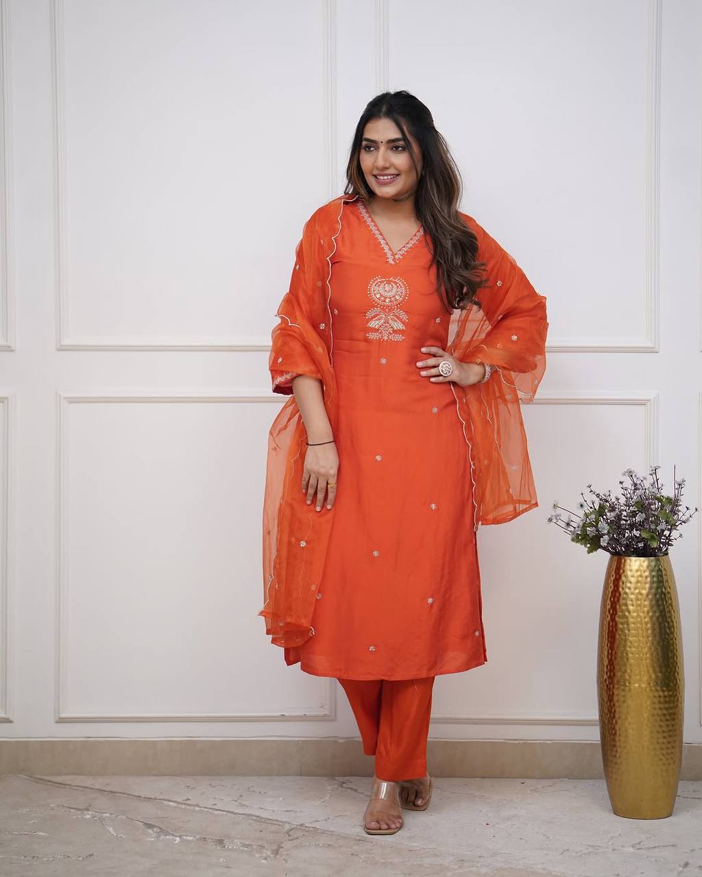 Kurta with hand with Embroidery work detailing on women's printed cotton kurta pant or dupatta set(NFRD467)