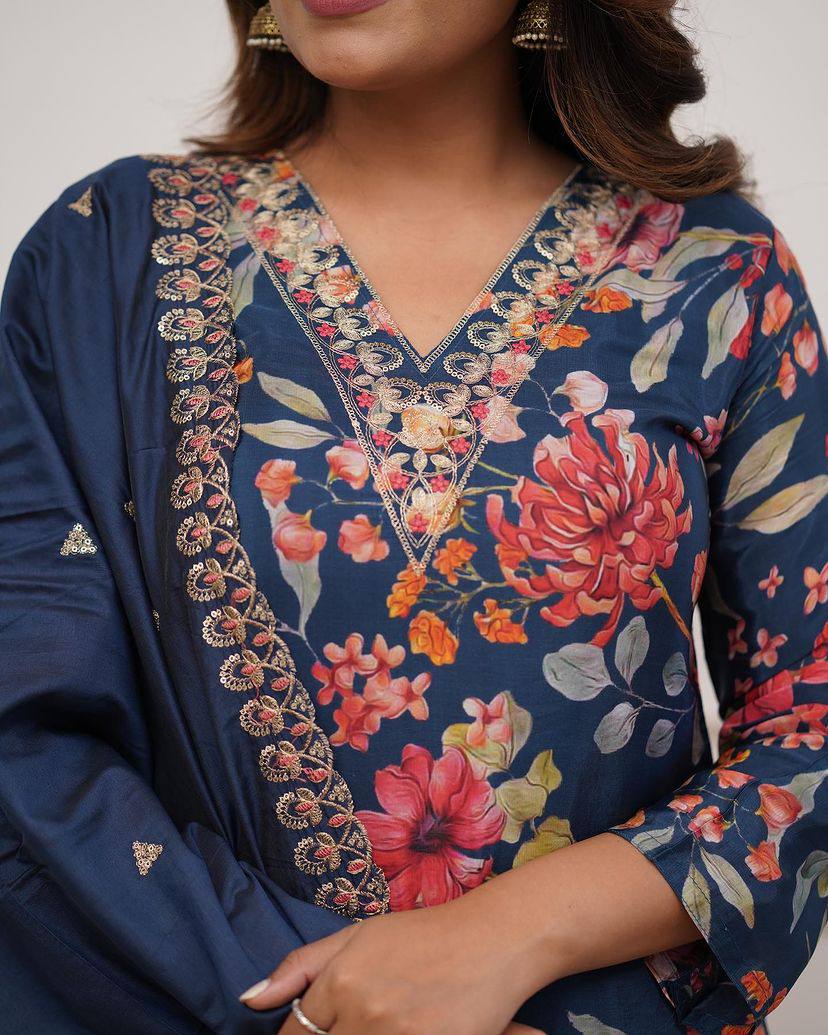 Kurta with hand with Embroidery work detailing on women's printed cotton kurta pant or dupatta set(NFRD469) (01)