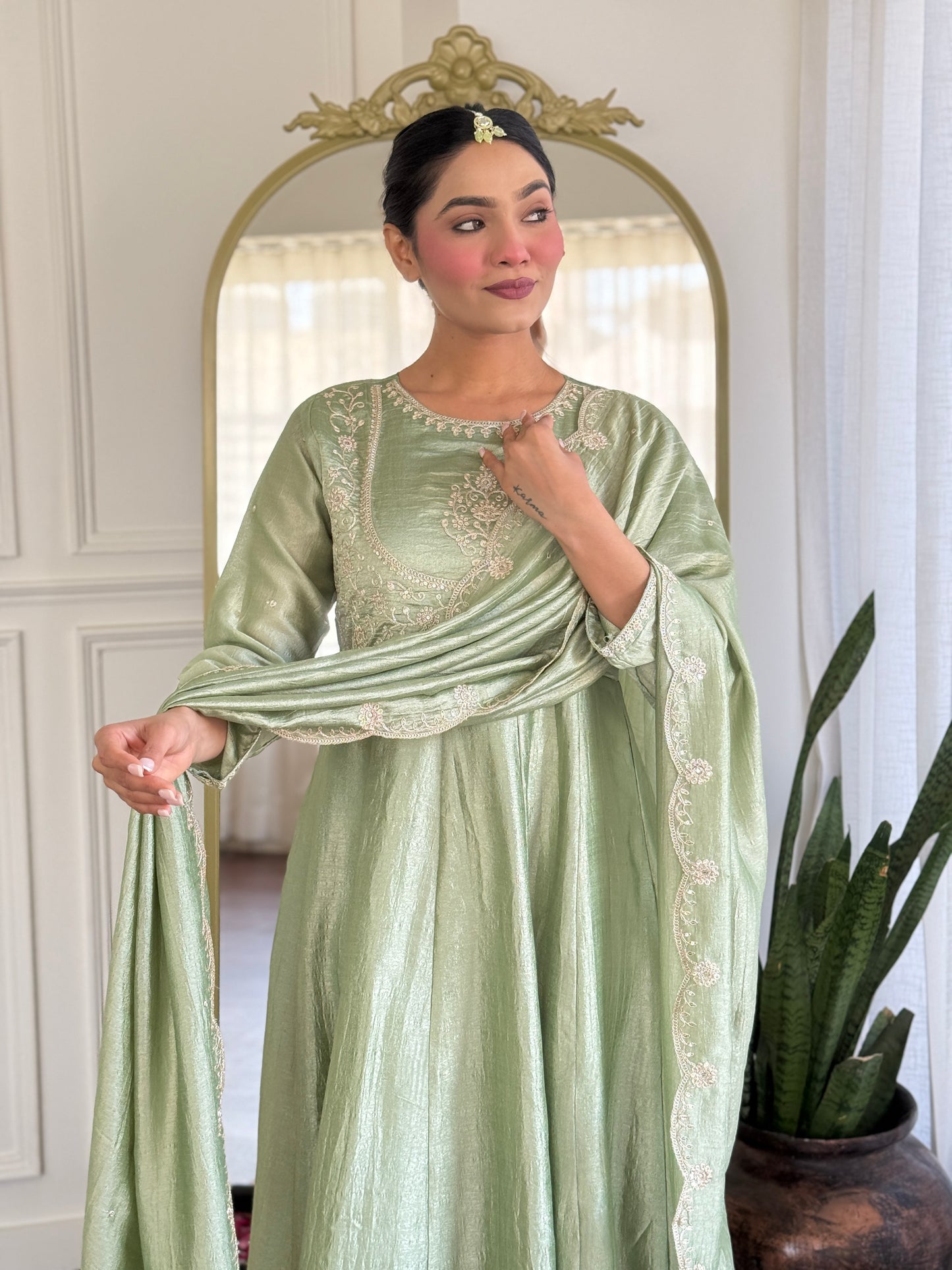 Our Exclusive Collection is here, to add a touch of tradition to your wardrobe(NFRD471) (03)