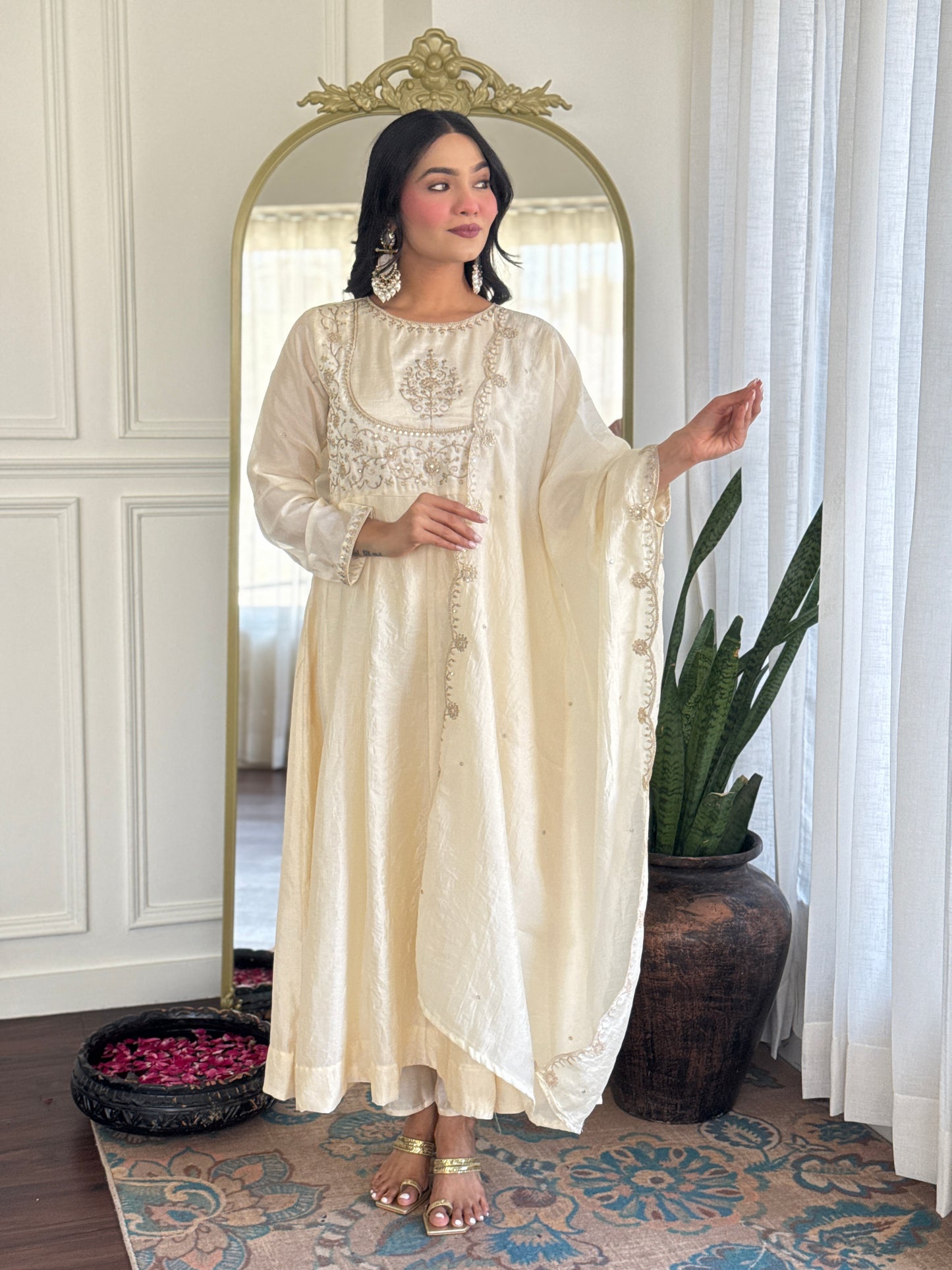 Our Exclusive Collection is here, to add a touch of tradition to your wardrobe(NFRD471) (02)