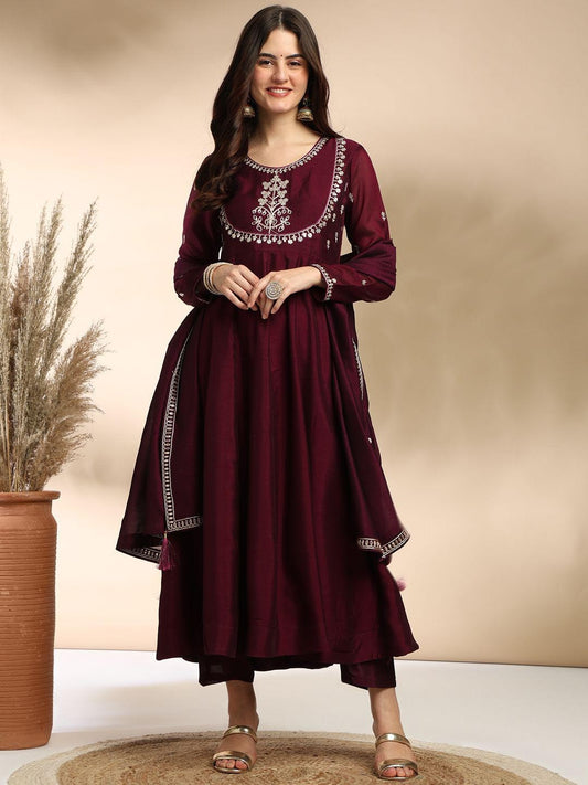 Our Exclusive Collection is here, to add a touch of tradition to your wardrobe(NFRD477) (02)