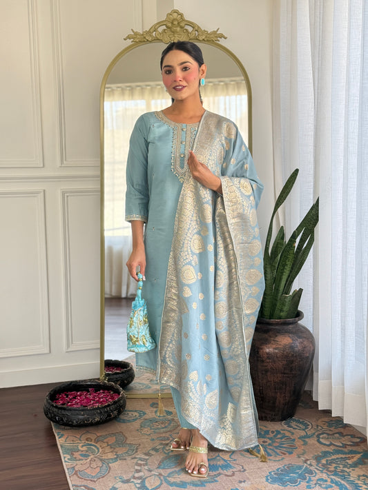 New Exclusive Check this our beautiful dresses collection (NFRD539)