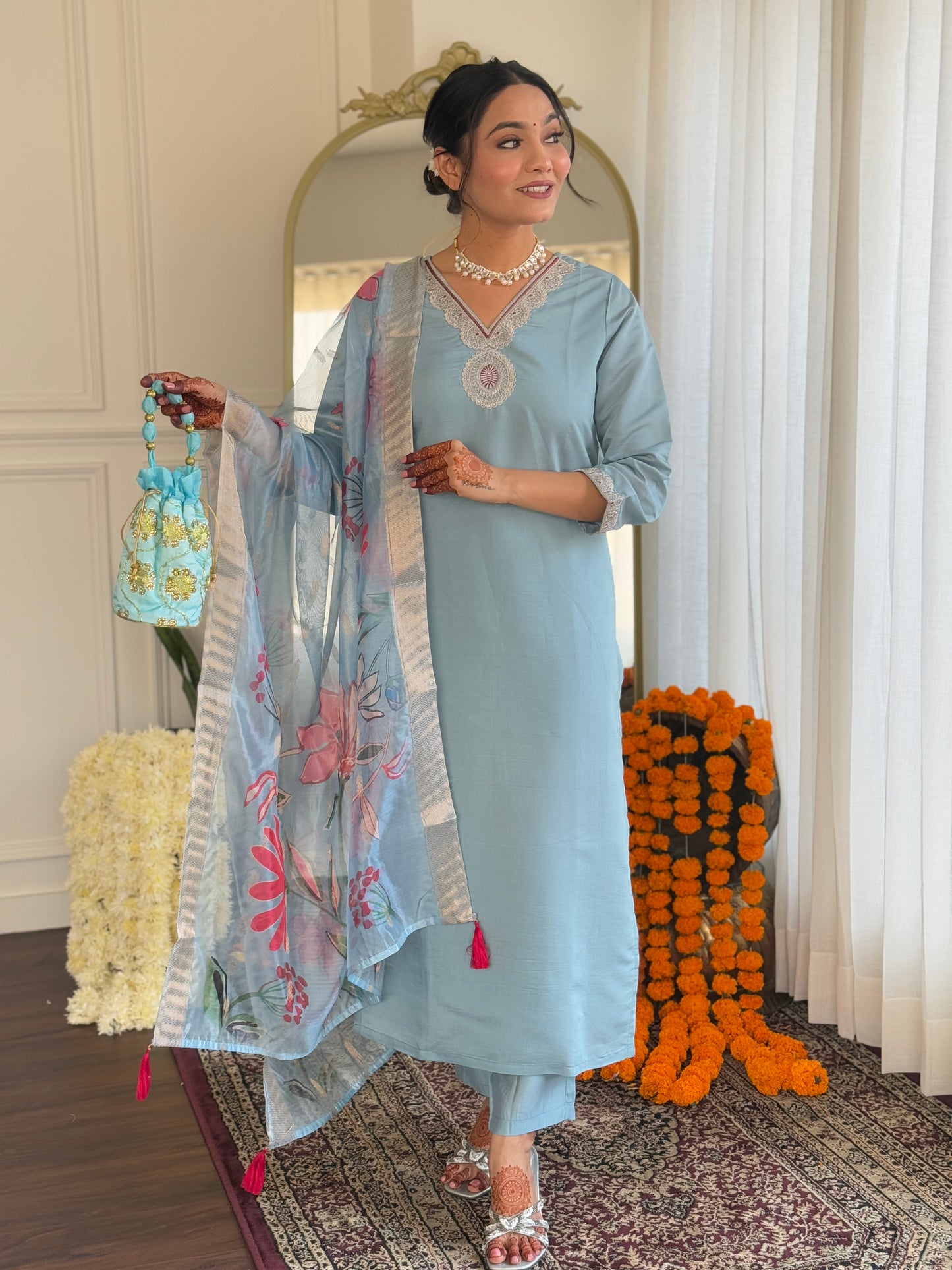 Simple yet elegant This is how we describe our latest launched dresse (NFRD560)