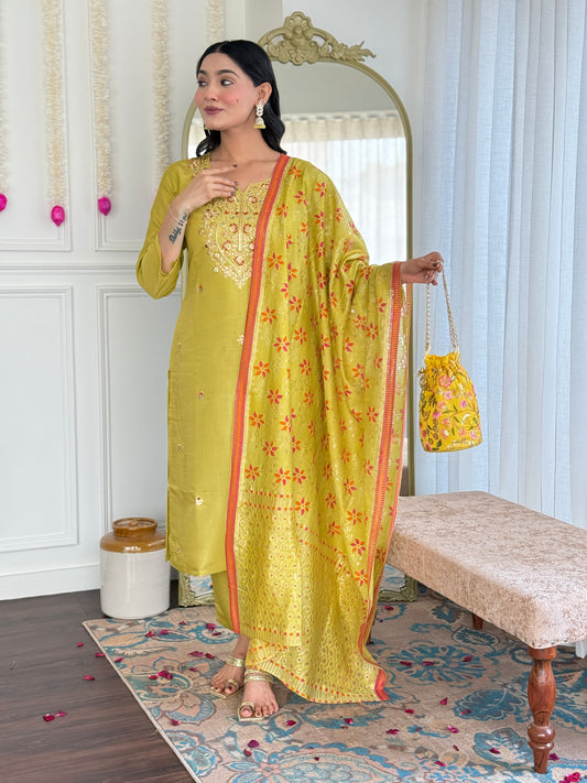 Simple yet elegant This is how we describe our latest launched dresse (NFRD565)
