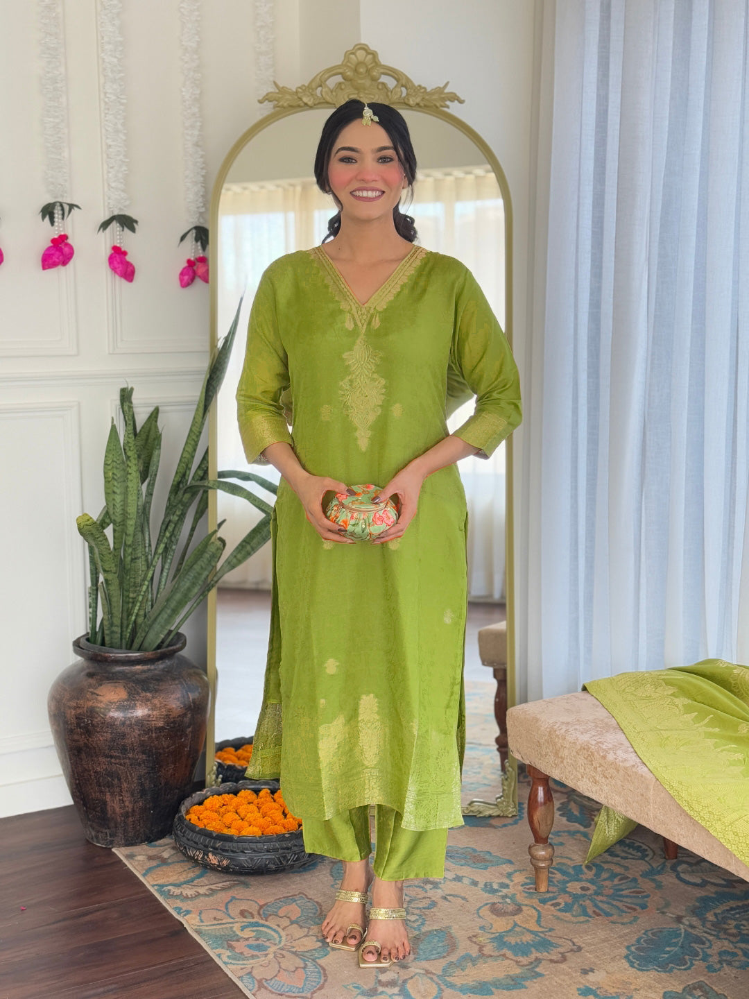 Simple yet elegant This is how we describe our latest launched dresse (NFRD568)