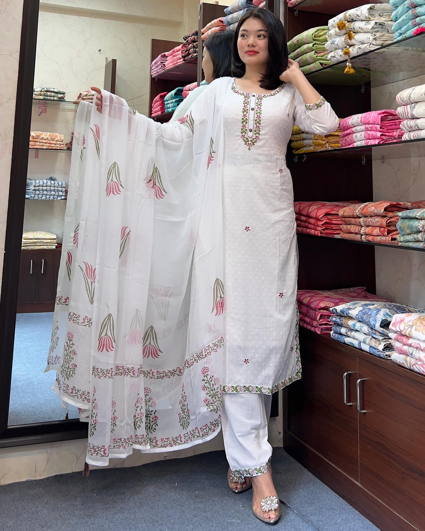 New Exclusive Check this our beautiful dresses collection (NFRD589)
