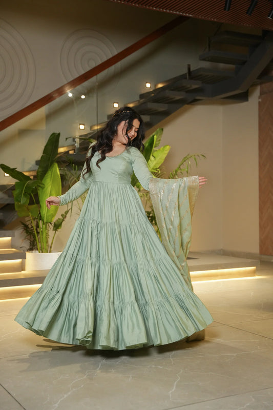 WEDDING SPECIAL MICROCRAPE GOWN WITH JAQUARD DUPATTA (WD55)(02)