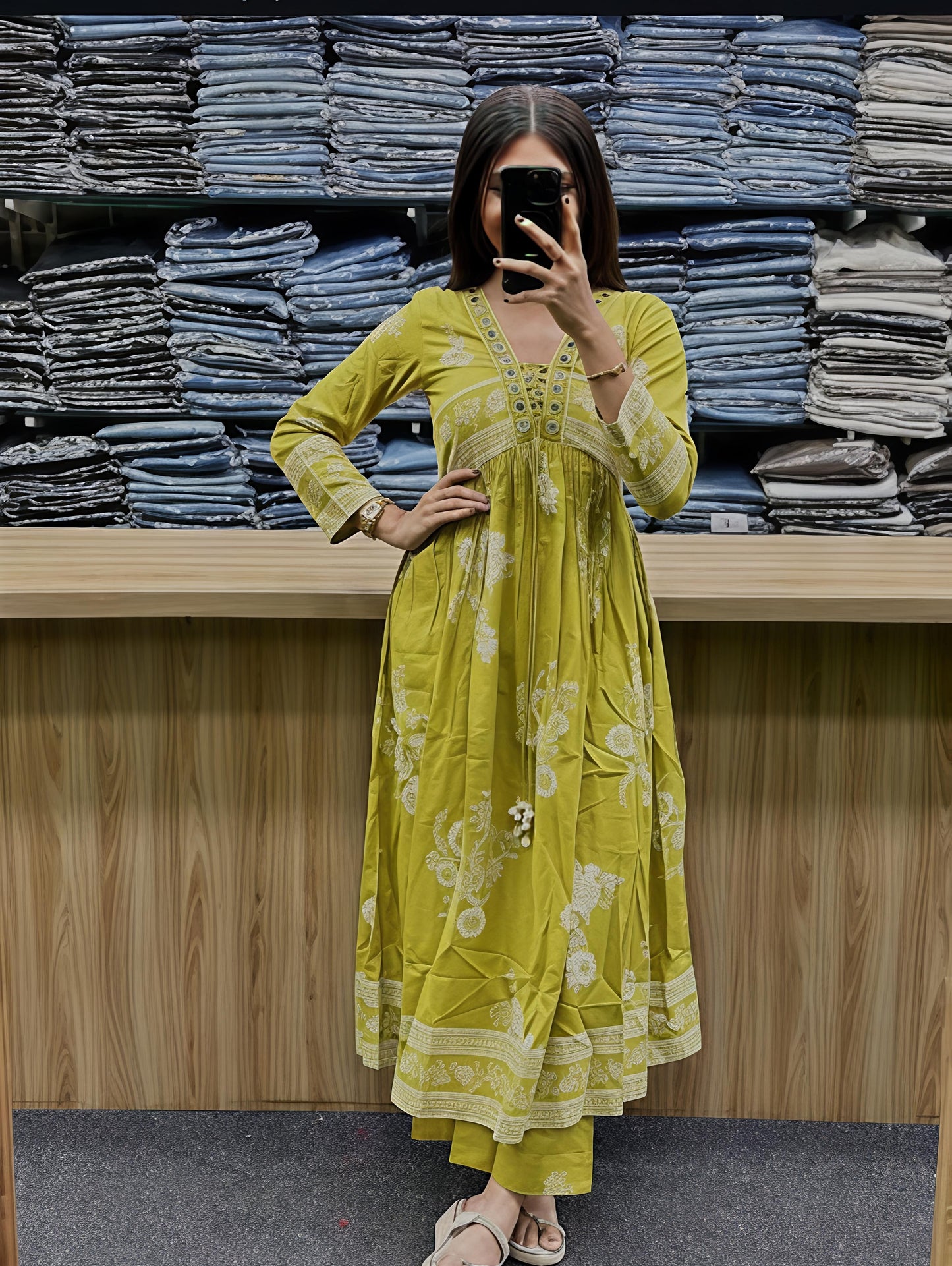 Elegant Floral Printed Kurta with Dupatta for Women (SWSK45)