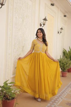 WOMENSAVTAR PREMIUM DESIGNER GOWN