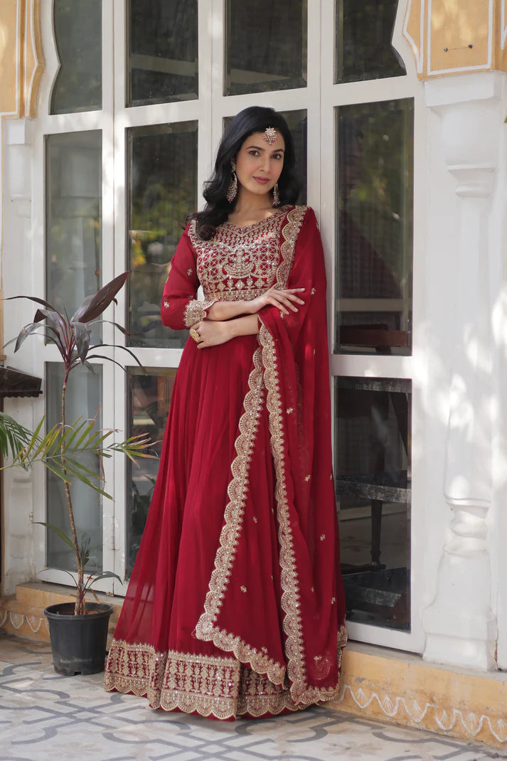 WEDDING SPECIAL BLOOMING EMBROIDERED GOWN WITH DUPATTA(WD53) (01)