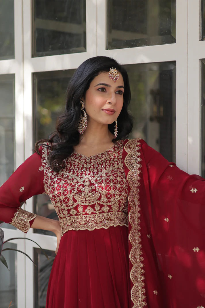 WEDDING SPECIAL BLOOMING EMBROIDERED GOWN WITH DUPATTA(WD53) (01)