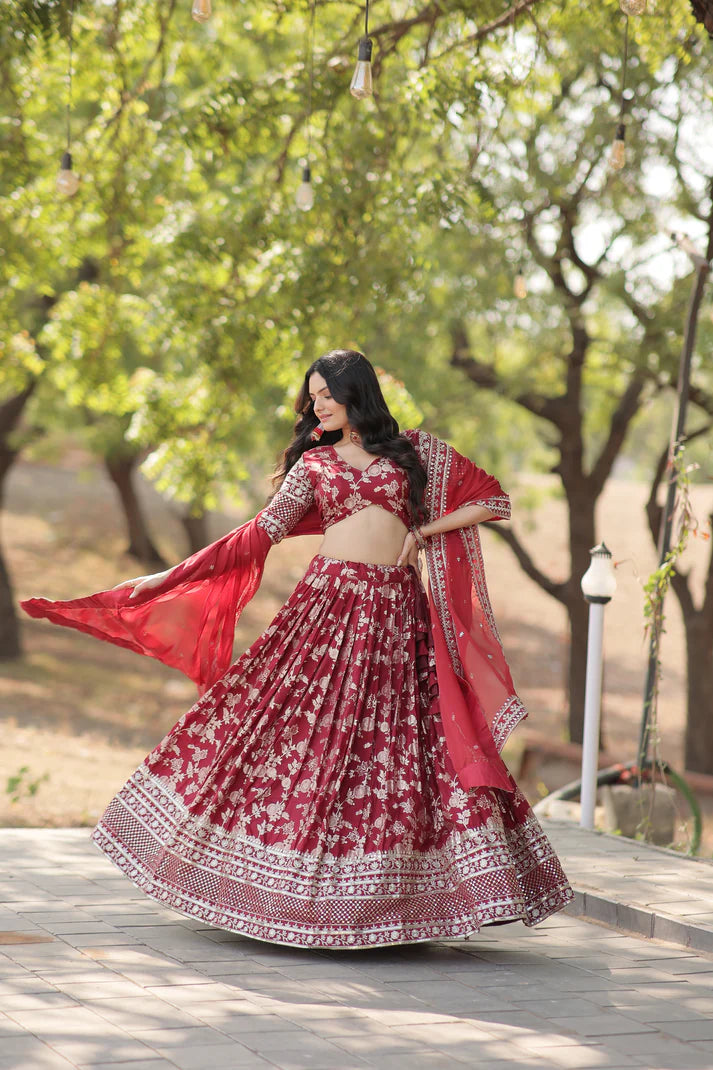 Designer Dyeable Pure Viscose Jacquard fabric Lehenga Choli & Dupatta Set(WD168) (01)