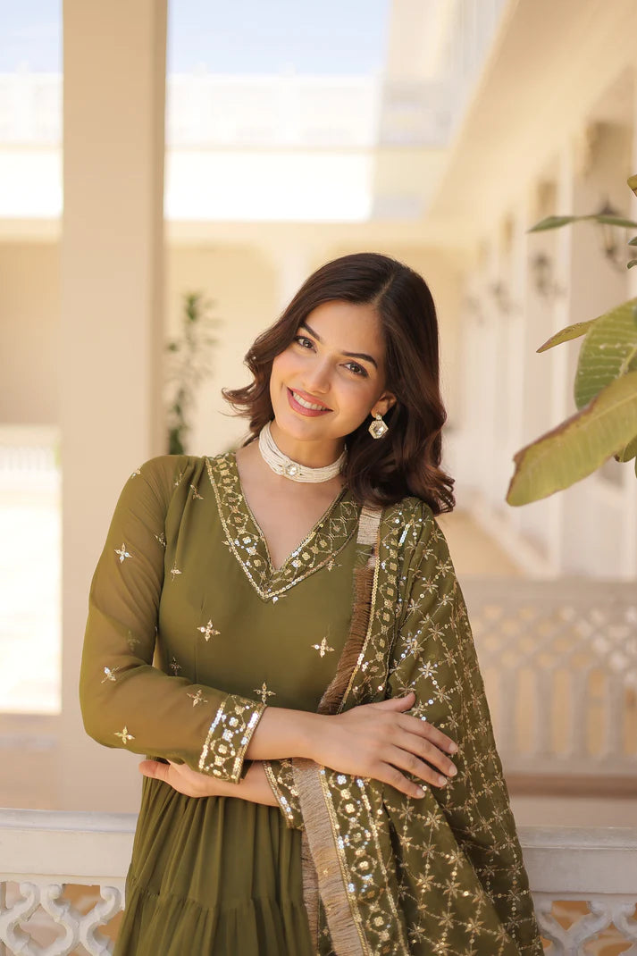 PREMIUM DESIGNER GOWN WITH DUPATTA (WD20) (01)