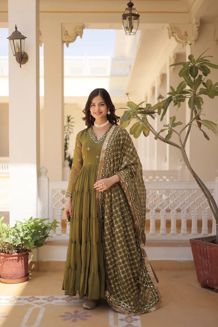 PREMIUM DESIGNER GOWN WITH DUPATTA (WD20) (01)