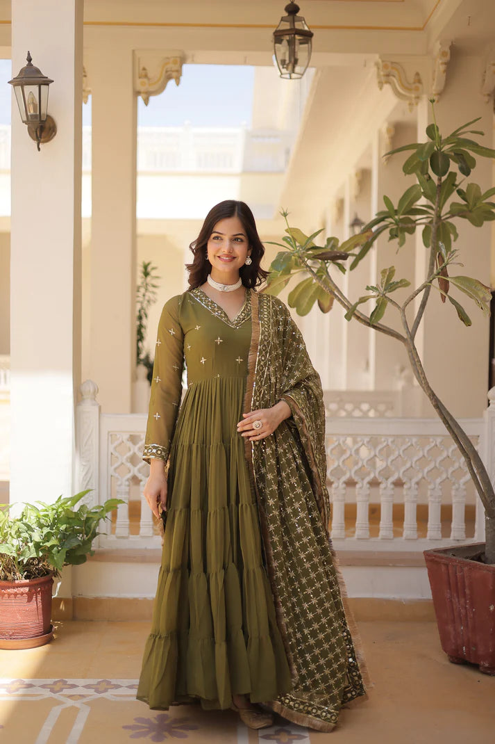 PREMIUM DESIGNER GOWN WITH DUPATTA (WD20) (01)