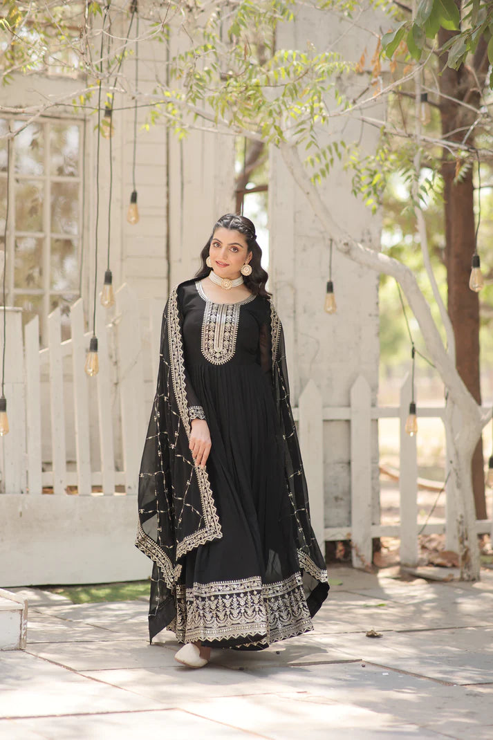 WOMENSAVTAR PREMIUM DESIGNER GOWN WITH DUPATTA