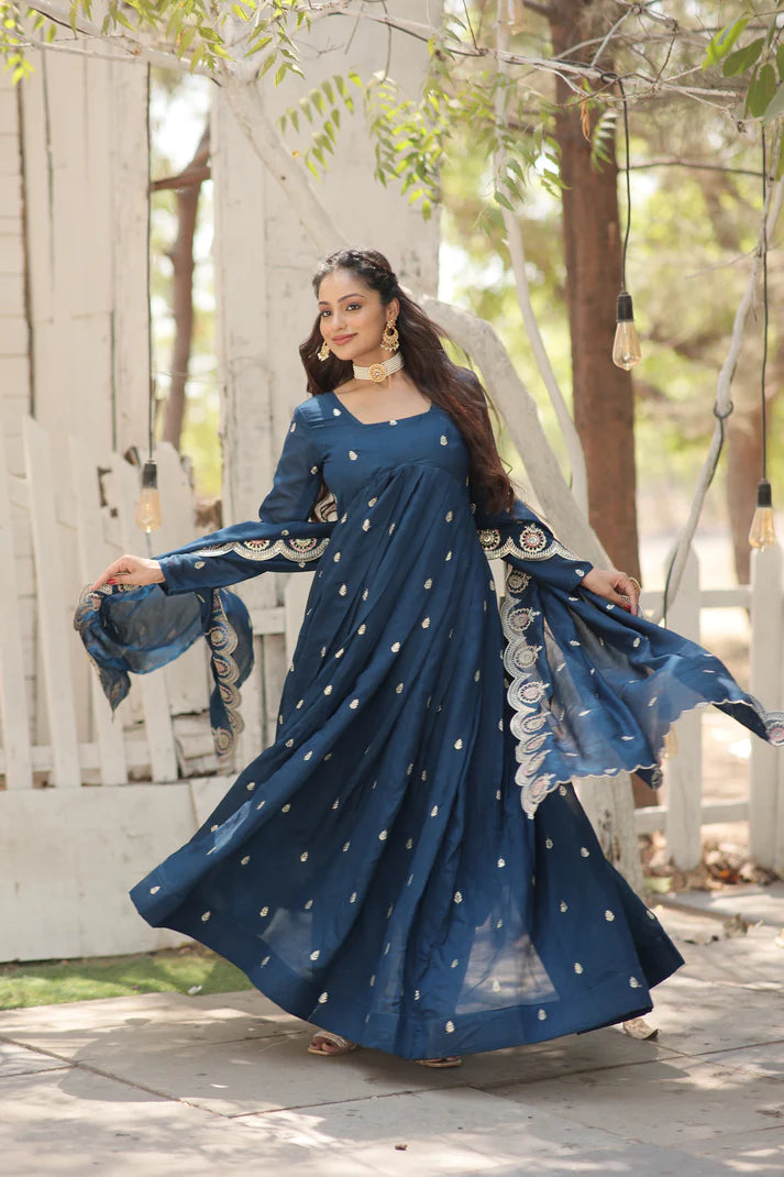 WOMENSAVTAR FESTIVAL SPECIAL VICHITRA SHIMMER GOWN WITH DUPATTA