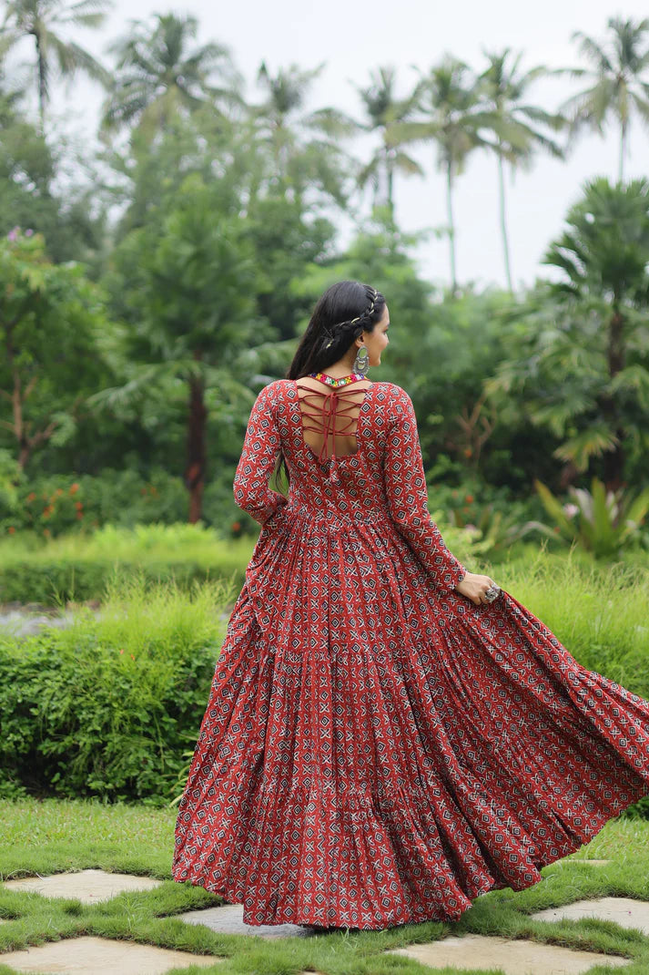 NAVRATRI SPECIAL COTTON GAMTHI PATCH WORK GOWN (WD49) (01)