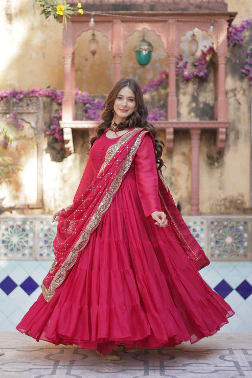 WEDDING SPECOAL STAR GEORGETTE GOWN WITH DUPATTA(WD123)
