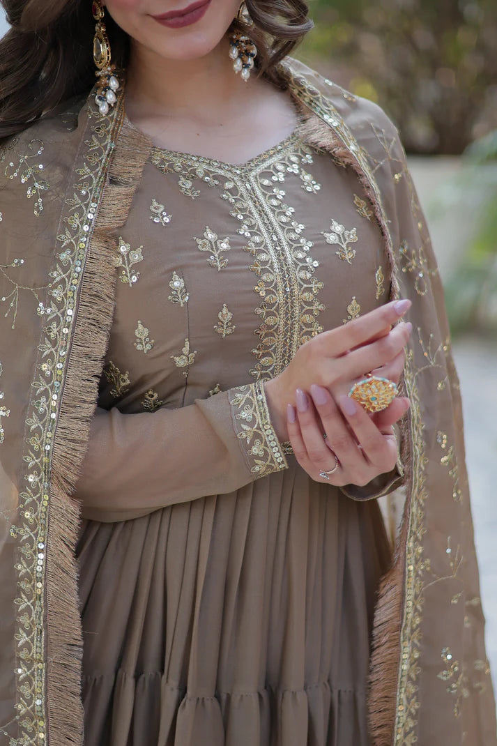 WEDDING SPECIAL STAR GEORGETTE ZARI SEQUINS EMBROIDERED GOWN WITH DUPATTA (WD56) (03)