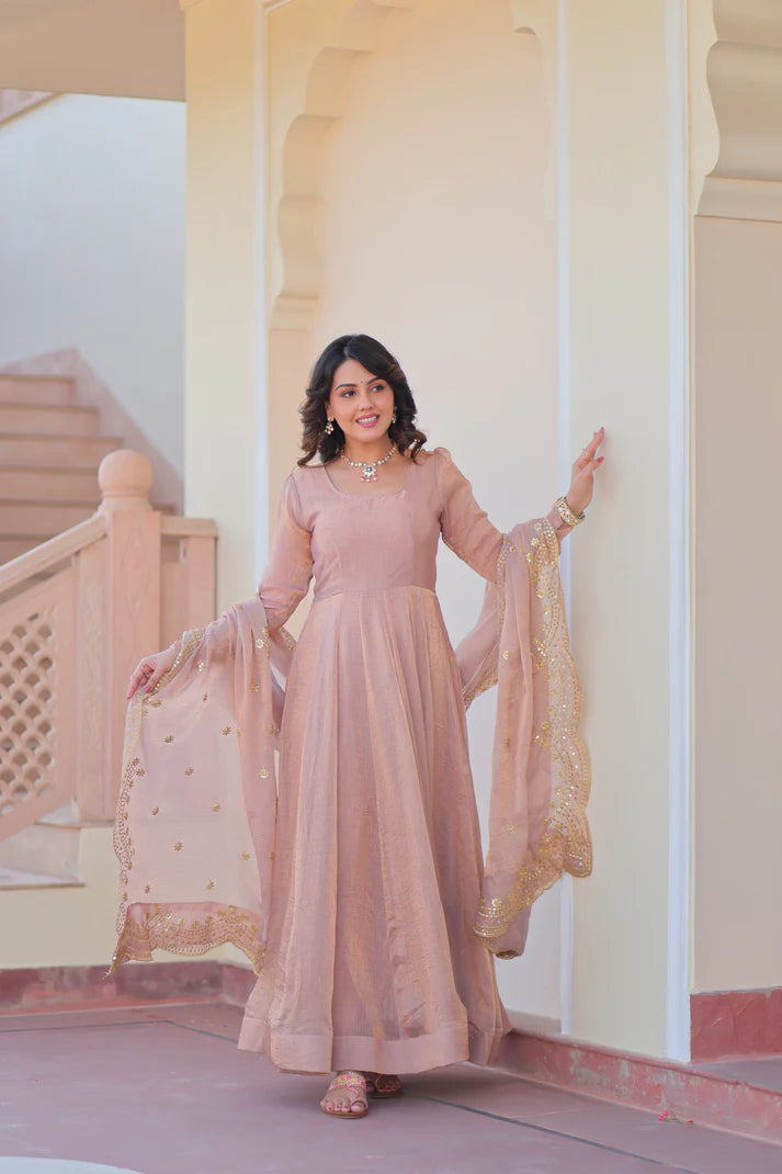 FENDY CHIFFON 12 KALI GOWN WITH EMBROIDERED DUPATTA (WD69) (01)