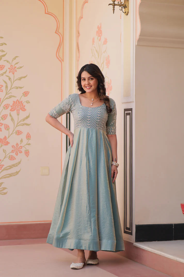 FENDY BEADS EMBROIDERED GOWN(WD63) (01)