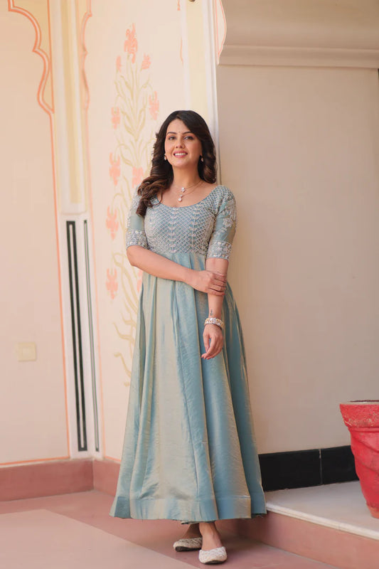 FENDY BEADS EMBROIDERED GOWN(WD63) (01)