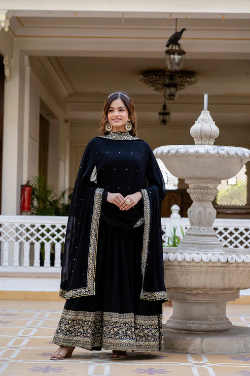 BLACK BLOOMING EMBROIDERED GOWN WITH DUPATTA(WD85)