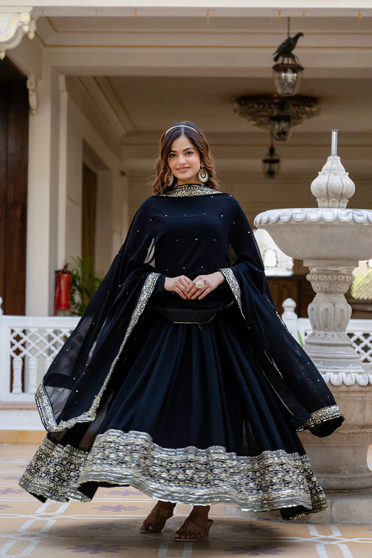 BLACK BLOOMING EMBROIDERED GOWN WITH DUPATTA(WD02))
