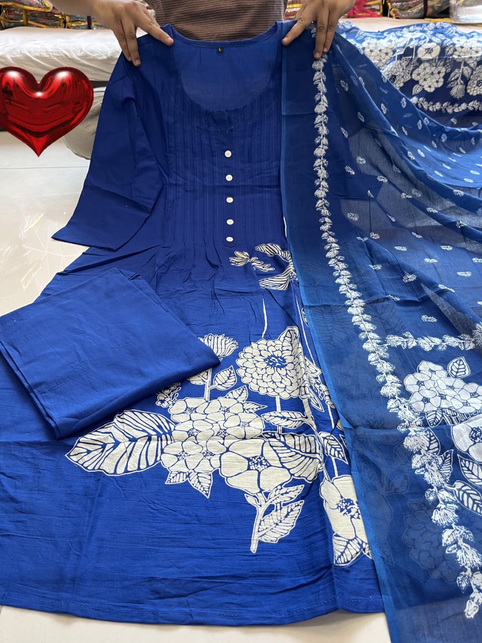 Simple yet elegant This is how we describe our latest launch a Cotton set fits well for a day event in the summer💃💃💃(WARED306)