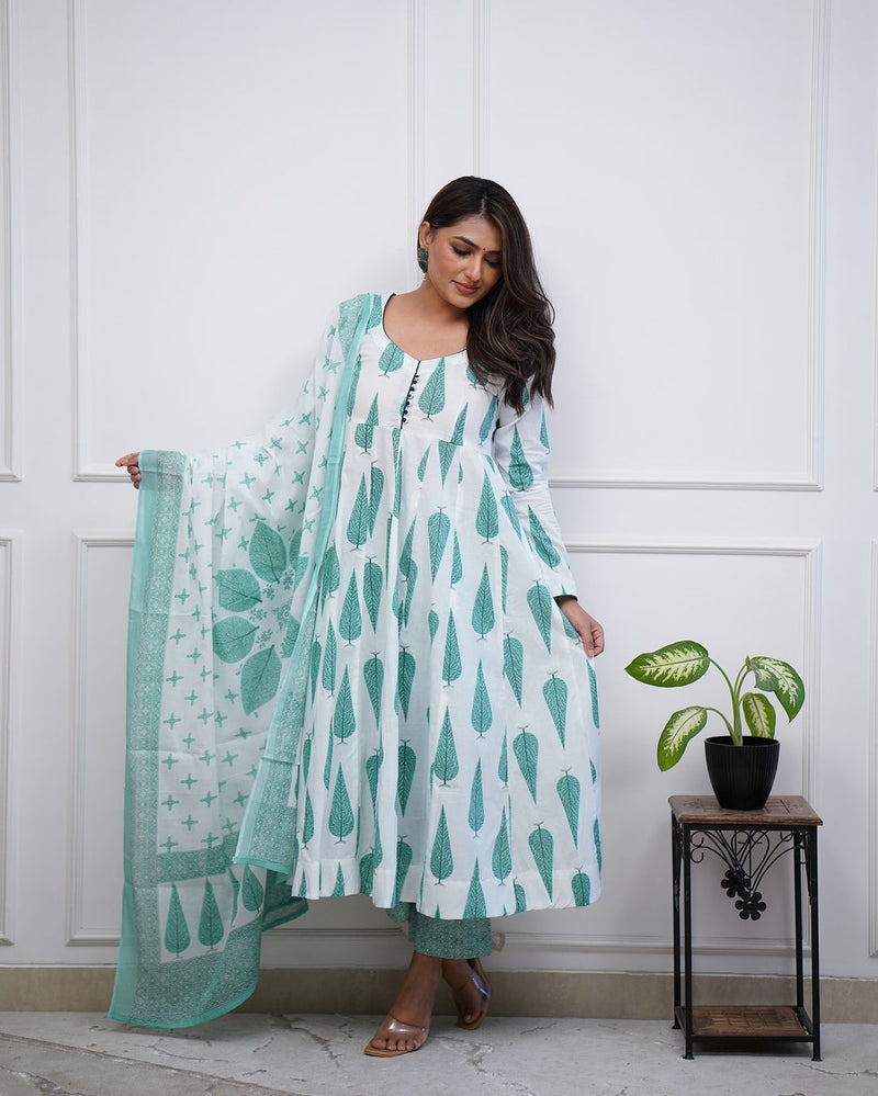 New Trending Cotton Suit set in  Printed New design kurta Pant with Dupatta