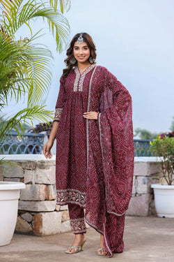 Featuring Beautiful Suit Set which is decorated with Dori Embroidery work Bandhani prints. It is made in premium Cotton Febric.