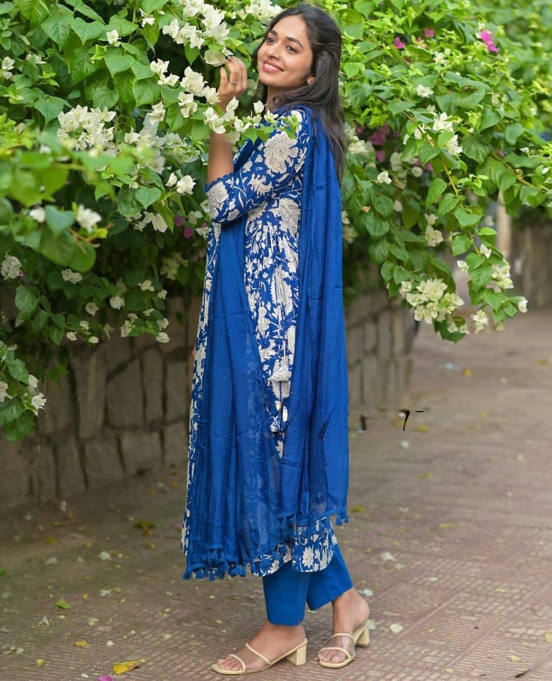 Block print floral alia cut anarkali Kurt paired with solid bottom  Kurti comes with crochia lace detailing on sleeves and neckline and also side tassels  Kota doria dupatta with tassels on both sides