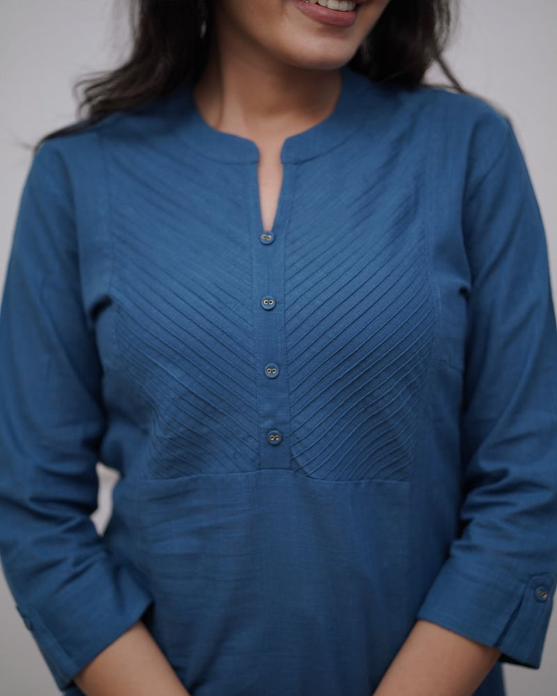 Upgrade your office wear wardrobe with this classy (teal blue, black ) kurti pant with ;pintex detailing for all day comfort and trendy look🌸🌸