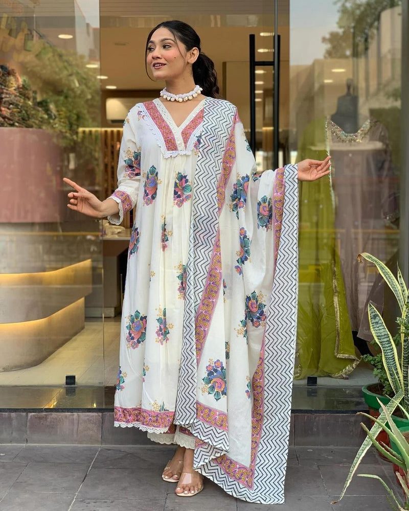 Flaunt the amazing white color of this suit in your upcoming festivities. 🥰The divine and luxurious cotton fabric with digital Print gives it elegant look.