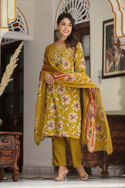 Premium quality Cotton printed kurti with hand work with cotton dyed pant and full size cotton printed dupatta