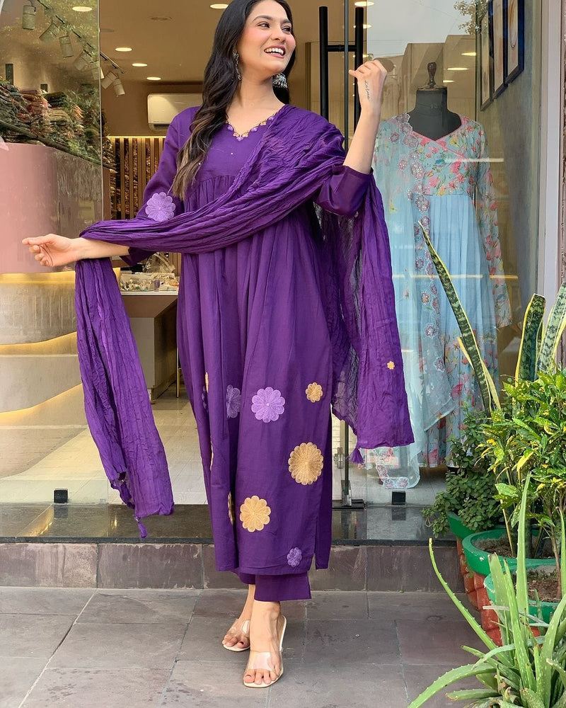 This A-line pant set is perfect for the summer season with its vibrant floral work and confident Plus, the included matching dupatta completes the look and adds an extra touch of style.