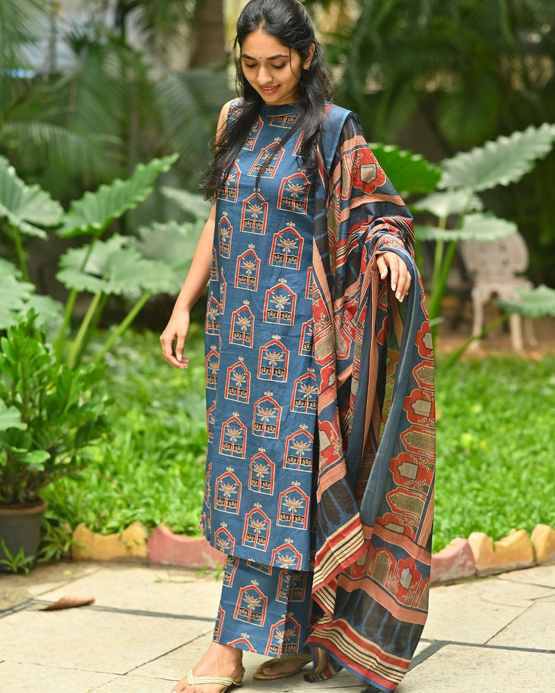 Ajrakh printed A-line Kurti comes with Halter detailing (attached elbow length sleeves) with pockets on the kurta