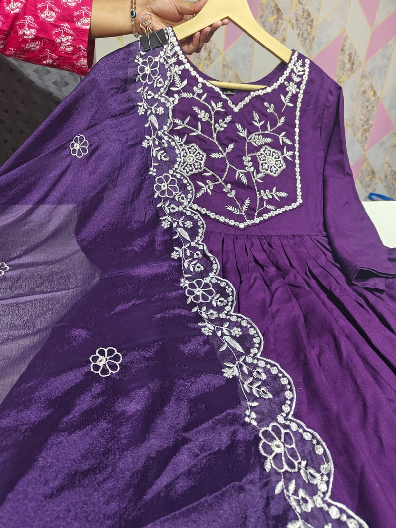 Beautiful anarkali kurti with beautiful embroidery work on kurti  and dupatta . Beautiful embroidery work on yoke .