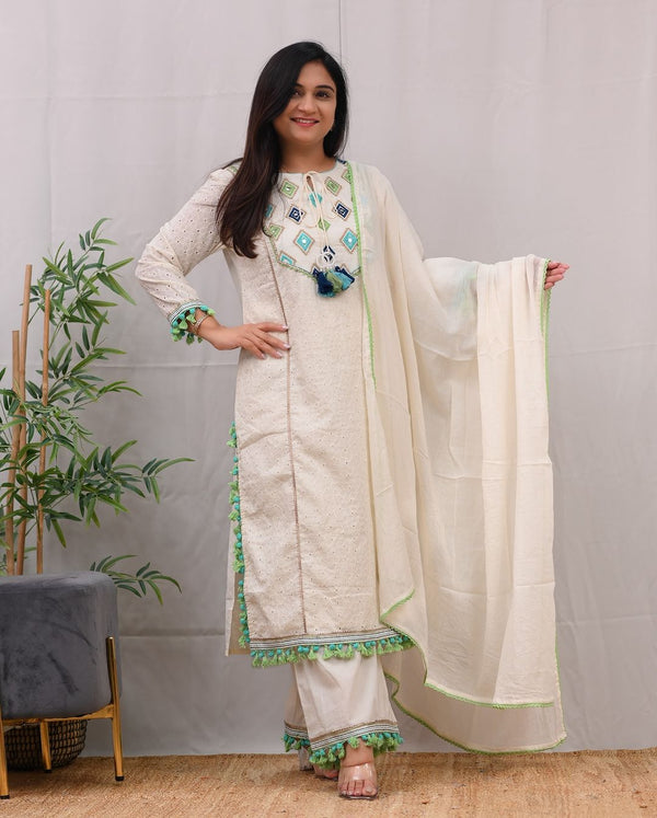 Cotton Sciffili Embroidered kurti Pant dupatta set For a festive gathering, you will can opt our these trendy cotton Sciffili