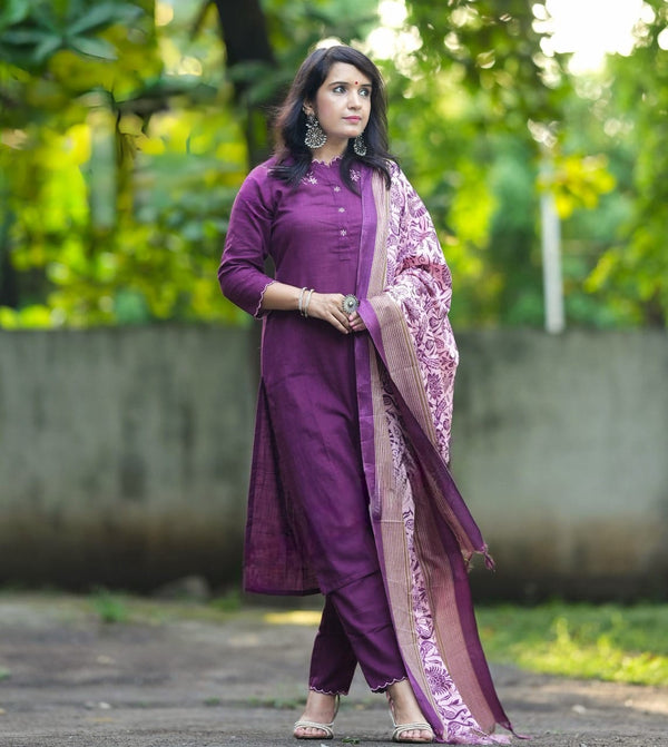 PARIDHAN BY PRERNA COLLECTION'S EXCLUSIVE  KHADI COTTON KURTI WITH EMBROIDERY WORK (NFRD45)